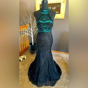 2 piece Elegant Black and Teal Halter Gown